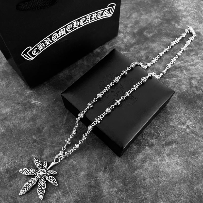Ch**me He**ts necklaces